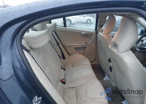 2014 Volvo S60 T5 из США, поврежденный, VIN YV1612FS9E1284476